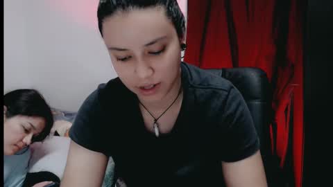 Snapshot of dani_jocelyn chatting on 01-22-25, 06:31 dani y jocelyn online show from 01-22-25, 06:31