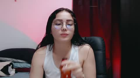 Snapshot of dani_jocelyn chatting on 02-17-25, 06:48 dani y jocelyn online show from 02-17-25, 06:48