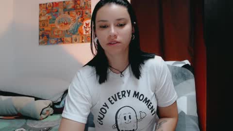 Snapshot of dani_jocelyn chatting on 03-01-25, 02:13 dani y jocelyn online show from 03-01-25, 02:13