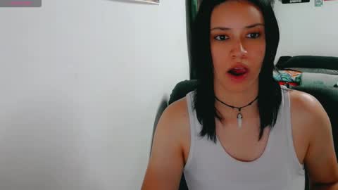 Snapshot of dani_jocelyn chatting on 09-24-25, 05:16 dani y jocelyn online show from 09-24-25, 05:16