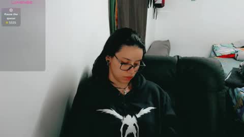 Snapshot of dani_jocelyn chatting on 10-17-25, 08:22 dani y jocelyn online show from 10-17-25, 08:22