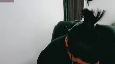 Snapshot of dani_jocelyn chatting on 10-18-25, 08:42 dani y jocelyn online show from 10-18-25, 08:42