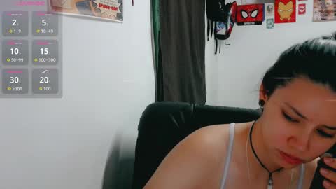 Snapshot of dani_jocelyn chatting on 10-27-25, 06:01 dani y jocelyn online show from 10-27-25, 06:01