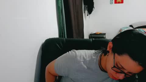 Snapshot of dani_jocelyn chatting on 11-29-25, 08:34 dani y jocelyn online show from 11-29-25, 08:34