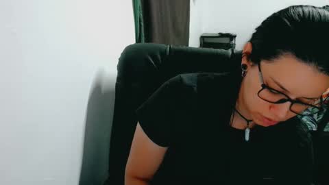 Snapshot of dani_jocelyn chatting on 12-05-25, 08:16 dani y jocelyn online show from 12-05-25, 08:16