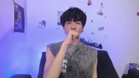 Snapshot of dani_lipa chatting on 09-23-25, 11:19 Dani online show from 09-23-25, 11:19