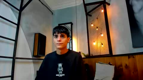 Snapshot of dani_mc chatting on 12-03-25, 11:41 dani_mc online show from 12-03-25, 11:41