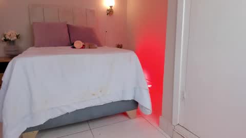 Hi I am Dani online show from 02-20-25, 11:42