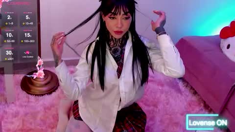 Snapshot of dani_valen chatting on 09-10-25, 11:05 Dani online show from 09-10-25, 11:05