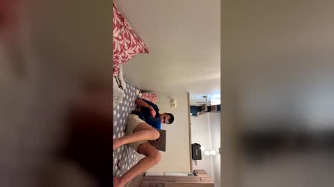 Snapshot of daniel_ice chatting on 03-25-26, 05:08 Daniel online show from 03-25-26, 05:08