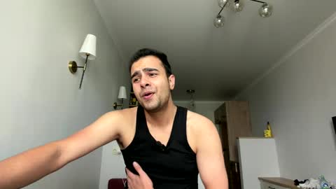 Snapshot of daniel_ice chatting on 04-11-26, 08:29 Daniel online show from 04-11-26, 08:29