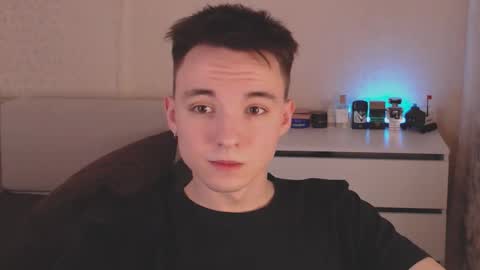 Daniel  Jerry online show from 12-21-25, 07:21