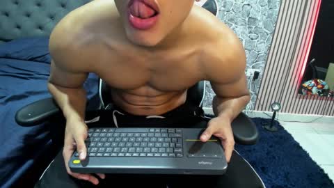 daniel_leconte online show from 11-21-25, 07:18