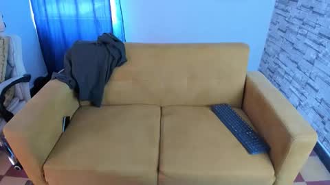 daniel_leon_c online show from 04-09-26, 06:35