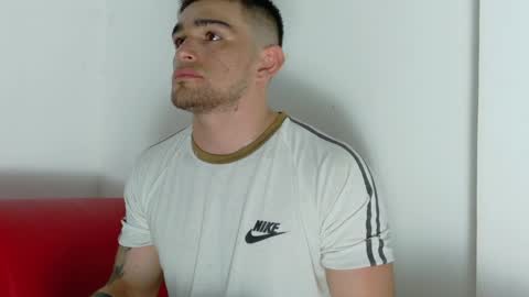 Snapshot of daniel_ova chatting on 05-19-26, 06:47 Sexy Dani online show from 05-19-26, 06:47