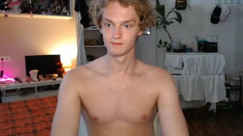 Daniel online show from 07-10-26, 01:14