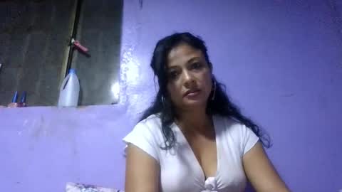 daniela_love1 online show from 02-01-26, 01:04