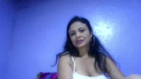 daniela_love1 online show from 03-22-26, 08:23