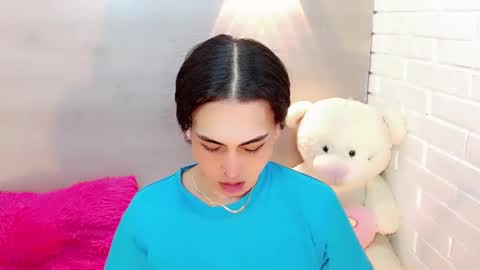 Snapshot of daniela_pink_ chatting on 11-25-25, 08:09 daniela_pink_ online show from 11-25-25, 08:09