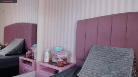 Snapshot of danielaa_a chatting on 02-09-25, 06:16 Daniela online show from 02-09-25, 06:16