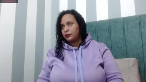 Snapshot of danielaa_a chatting on 02-11-25, 01:41 Daniela online show from 02-11-25, 01:41