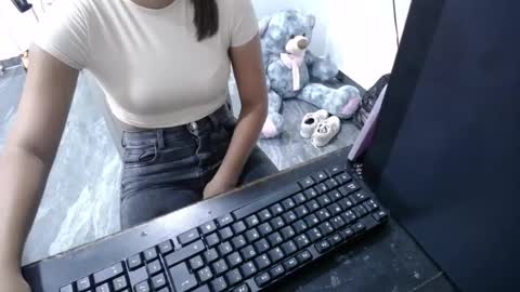 danielaa_foxx online show from 07-23-26, 01:58
