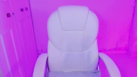 Snapshot of danielahot2 chatting on 02-28-25, 10:41 Daniela online show from 02-28-25, 10:41