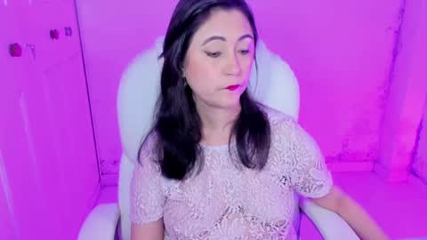 Snapshot of danielahot2 chatting on 03-12-25, 06:18 Daniela online show from 03-12-25, 06:18