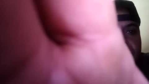 Snapshot of danielcervantes061193 chatting on 05-06-26, 05:35 danielcervantes061193 online show from 05-06-26, 05:35