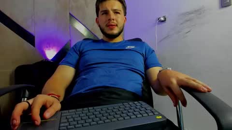 DANIEL online show from 09-24-25, 01:20