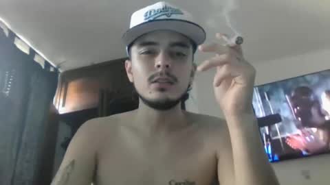 Snapshot of danielhot17 chatting on 01-01-25, 01:27 DANIEL online show from 01-01-25, 01:27