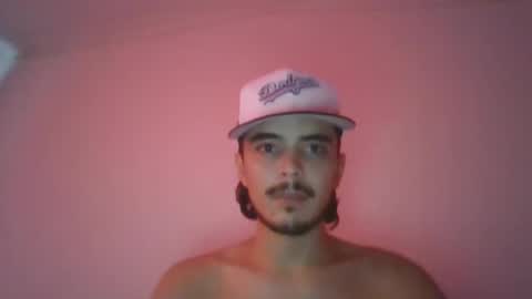 Snapshot of danielhot17 chatting on 01-26-25, 06:06 DANIEL online show from 01-26-25, 06:06