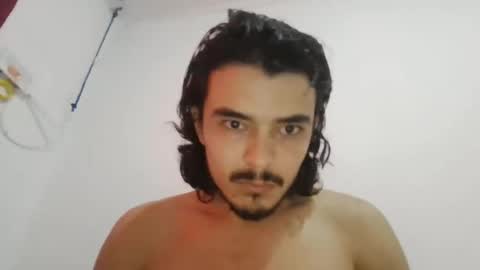 Snapshot of danielhot17 chatting on 10-24-25, 11:39 DANIEL online show from 10-24-25, 11:39