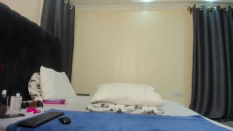 danielle_rock online show from 02-19-25, 03:28