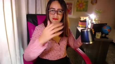 Angie online show from 05-28-26, 05:10