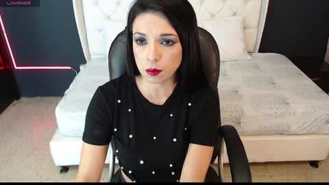 Danielle Smith online show from 01-08-25, 03:08