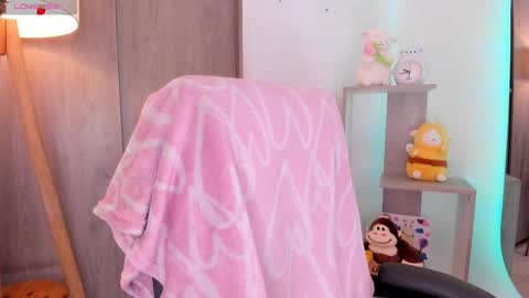 Danielle Rose online show from 09-27-25, 07:19