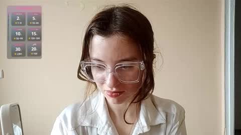 Mia online show from 03-03-26, 07:14