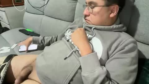 Snapshot of danielomx chatting on 12-21-25, 01:57 danielomx online show from 12-21-25, 01:57