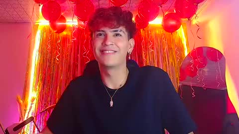 Snapshot of daniels_devil chatting on 09-30-25, 06:35 daniels online show from 09-30-25, 06:35