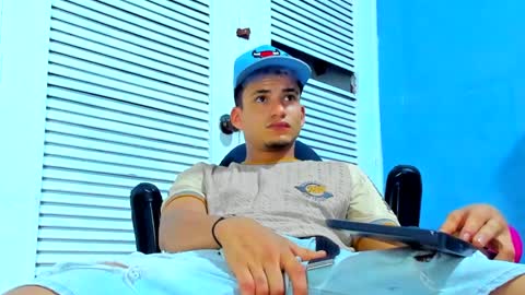 Dani online show from 01-13-25, 04:07