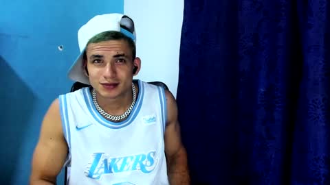 Dani online show from 02-08-25, 03:41