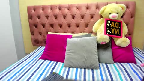 DaniiBelluci  online show from 03-05-25, 04:02