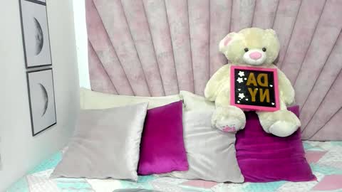 DaniiBelluci  online show from 11-30-25, 03:10