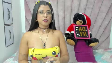 DaniiBelluci  online show from 12-02-25, 03:34