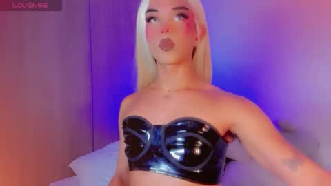 DANNI LEE online show from 03-13-26, 07:09