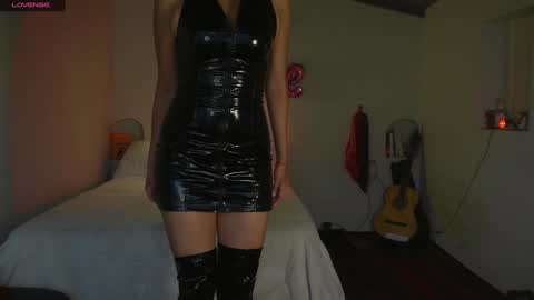 Snapshot of daniisla chatting on 12-06-24, 10:19 danalle .. online show from 12-06-24, 10:19