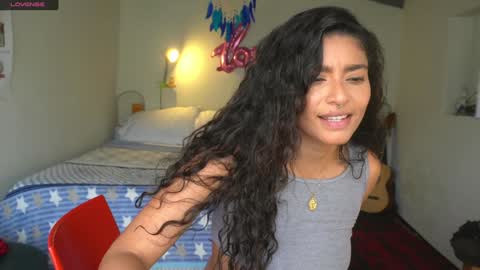 Snapshot of daniisla chatting on 01-11-25, 09:25 danalle .. online show from 01-11-25, 09:25