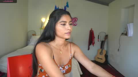 Snapshot of daniisla chatting on 02-10-25, 09:15 danalle .. online show from 02-10-25, 09:15