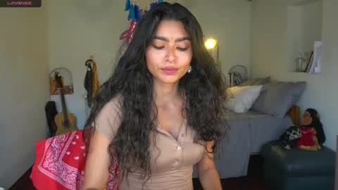 Snapshot of daniisla chatting on 09-30-25, 09:09 danalle .. online show from 09-30-25, 09:09